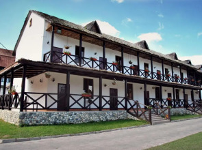 Старый Двор