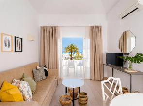 Lagos de Fanabe Beach Resort