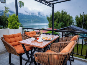 Majestic Lake Front Hotel & Suites