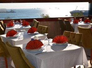 Lounge Boutique Hotel