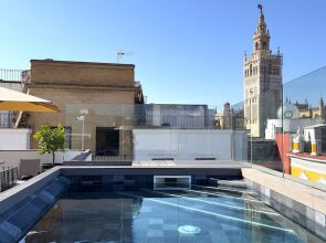 Casa Alhaja by Shiadu