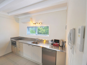 The Parnell Hotel & Conference Centre