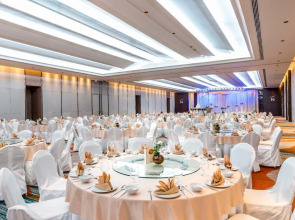 Novotel Phuket City Phokeethra Hotel