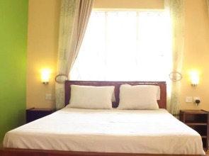 Le Cactus Guesthouse