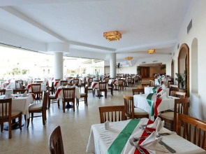 Three Corners Fayrouz Plaza Beach Resort