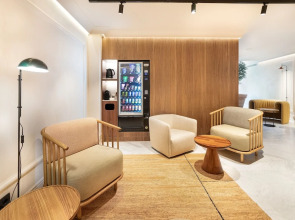 Отель Caledonian