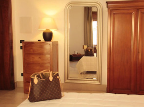 St. Peter' Six Rooms & Suites