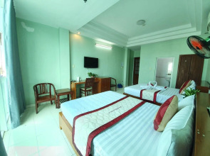 Tan Truong Son Hotel
