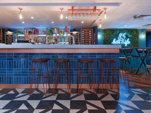 Travelodge London Kings Cross Royal Scot Hotel