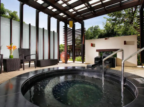 Serenity Coast All Suite Resort Sanya