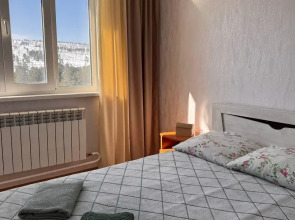 Кедр Золотой