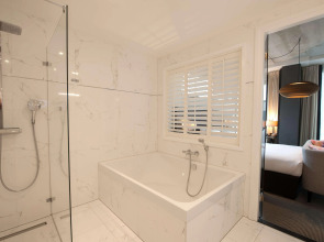 DoubleTree by Hilton Hotel Amsterdam - NDSM Wharf