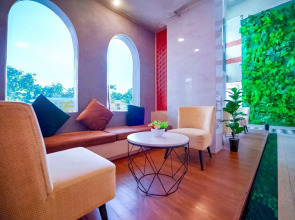 Phoenix Hotel Karon Beach