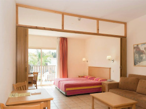 Tsokkos Paradise Village