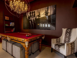 Hotel St. Petersbourg