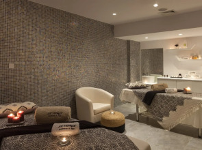 The Blue Ivy Hotel and Suites