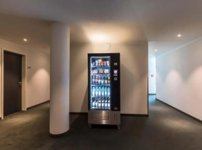 Bayer 89 Vi Vadi Hotel