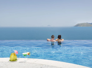 Rosaka Nha Trang Hotel