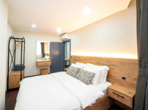 City Moonlight Apart Hotel