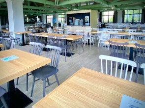 Campanile Val de France