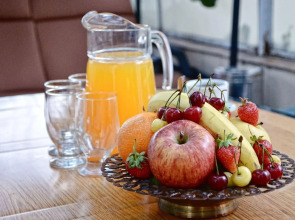 Отель Georgian House