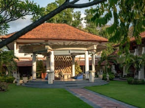 Kuta Beach Club Hotel
