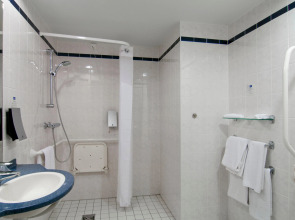 Holiday Inn Express Antwerp City-North by IHG