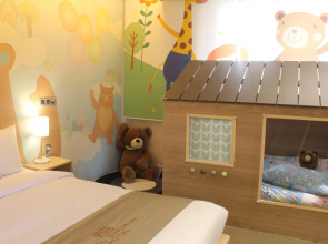 Royal Emporium Incheon Airport Hotel