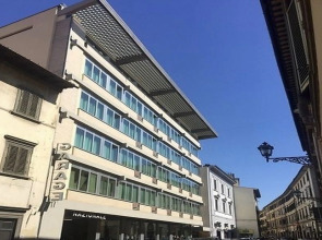 Glance Hotel In Florence