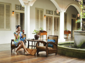 PinkCoco Uluwatu - Constant Surprises & for Cool Adults Only