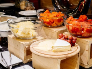 Отель Oh Nice Caledonia