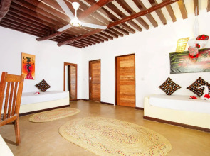 Paradise Beach Resort