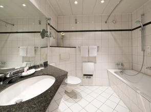 Leonardo Hotel Köln Bonn Airport