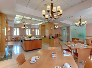 Отель Sercotel Alcalá 611