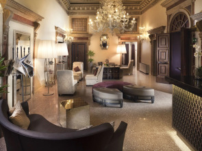 Arcadia Boutique Hotel