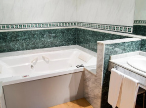 Zentral Gijón Rey Pelayo