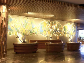 The Crystal Luxury Bay Resort Nusa Dua