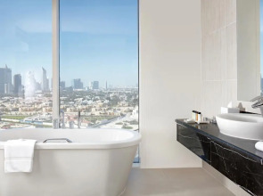 Отель Millennium Central Downtown