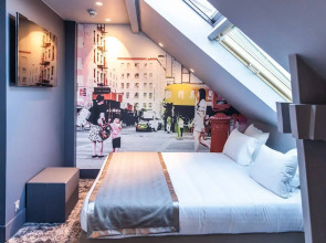 Hotel Sixteen Paris Montrouge