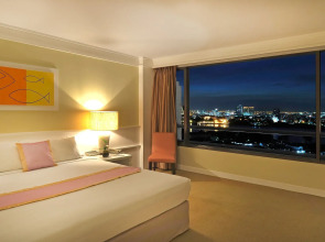 Tongtara Riverview Hotel