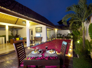 Avery Le Nixsun Villas by Waringin Hospitality