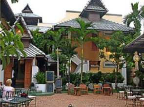 Tadkham Village, Chiang Mai