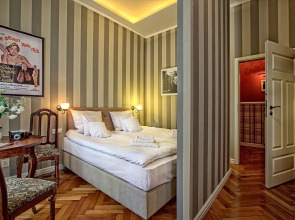 Stare Kino Cinema Residence