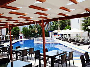 Serpina Hotel - Adults Only