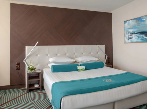 INTERNATIONAL Hotel Casino & Tower Suites