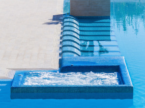 Eix Lagotel Holiday Resort