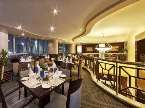 Al Manzel Hotel Apartments