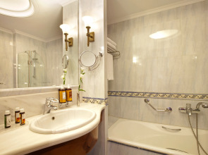 Отель Electra Palace Athens