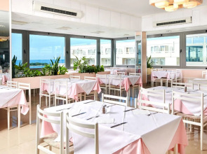 Hotel Delfin Plava Laguna