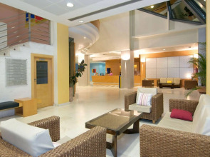 Ponient Pirámide Salou by PortAventura World